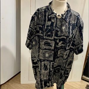 Ship N Shore women’s blouse